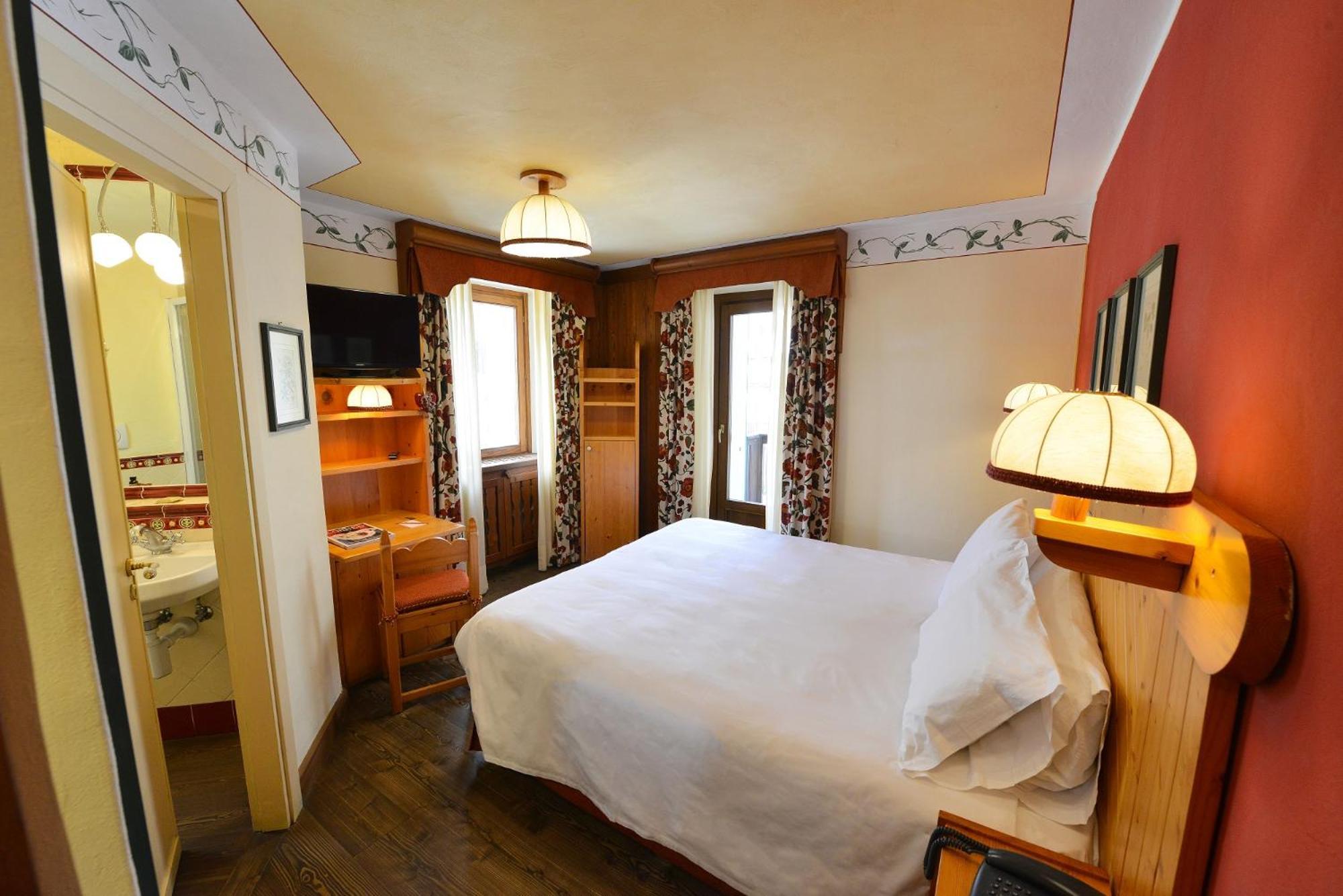 Du Grand Paradis - 1899 Boutique 3*
